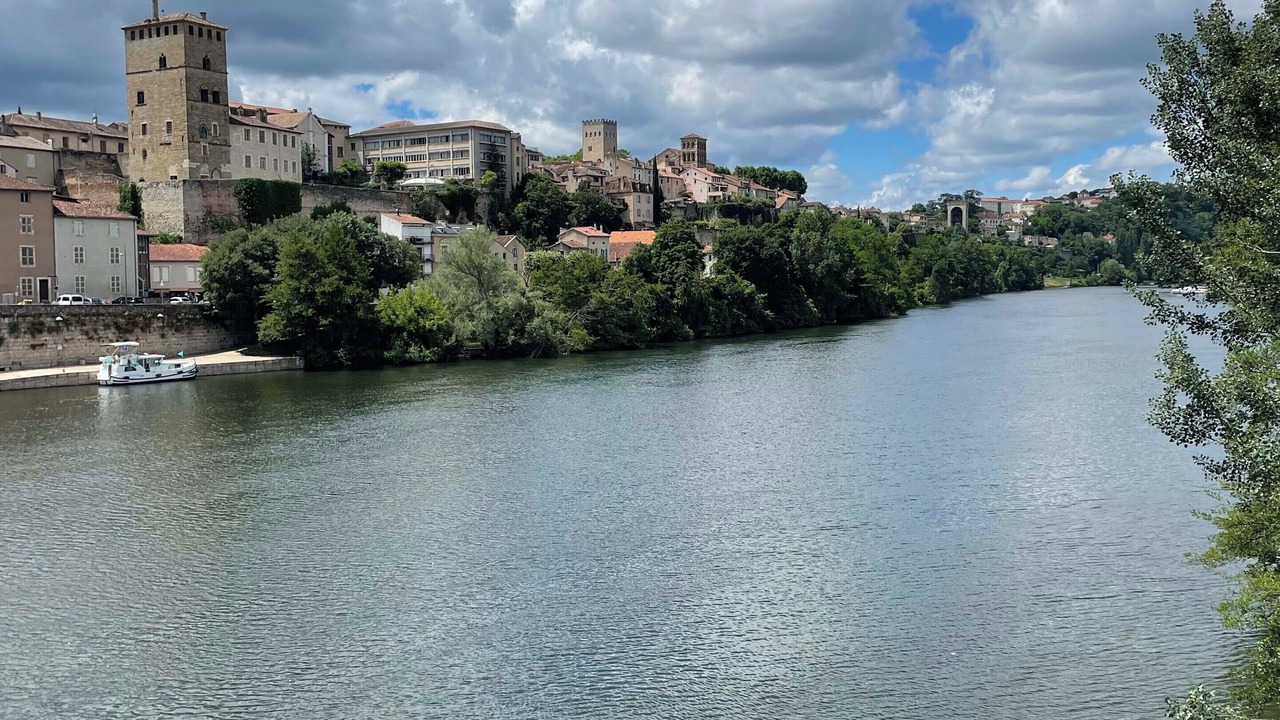 Photo of Others in Cahors Old Town