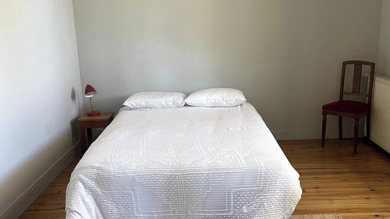 Photo of Bedroom in Cahors Old Town