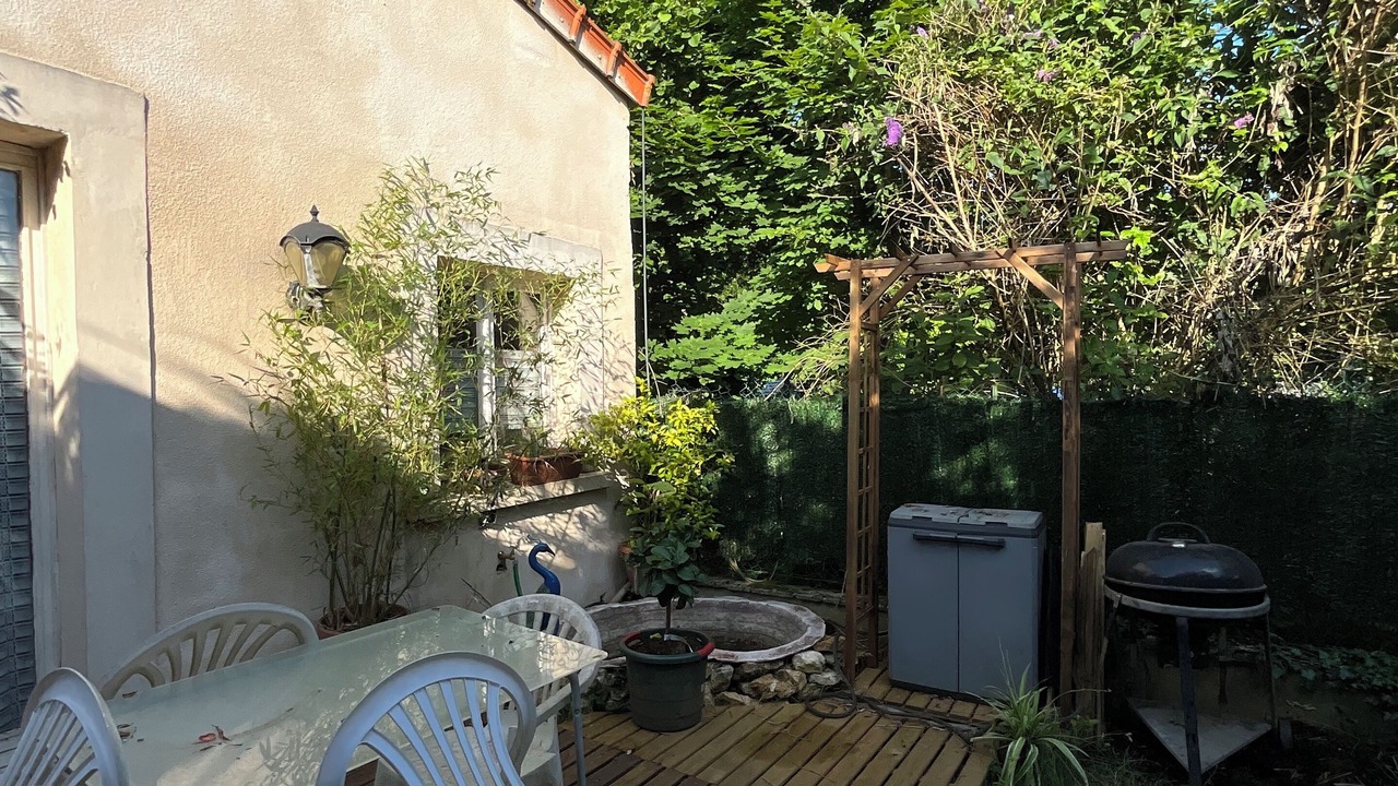 Photo of Outdoor in Nandy
