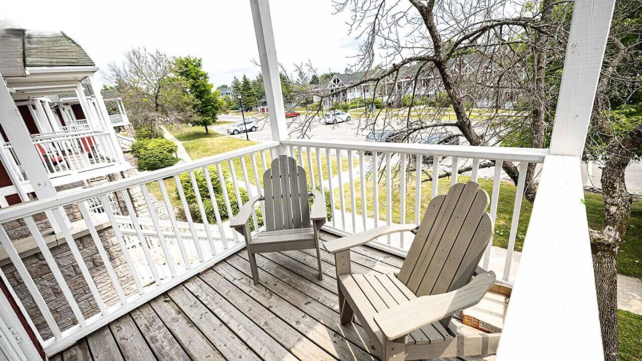 Photo of Patio Balcony in Oro-Medonte
