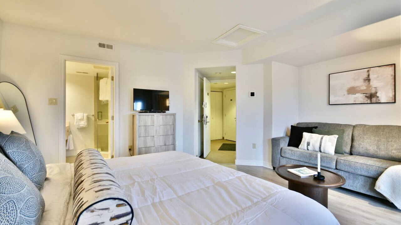 Photo of Bedroom in Oro-Medonte