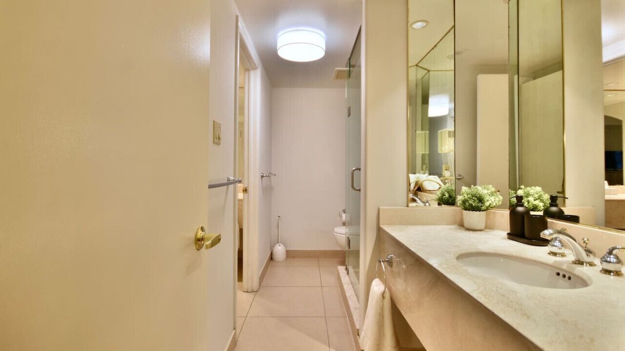 Photo of Bathroom in Oro-Medonte