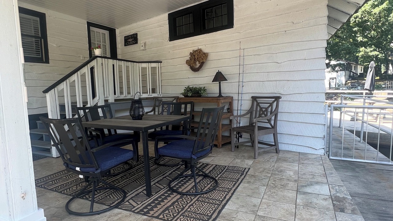 Photo of Outdoor in Flat Rock