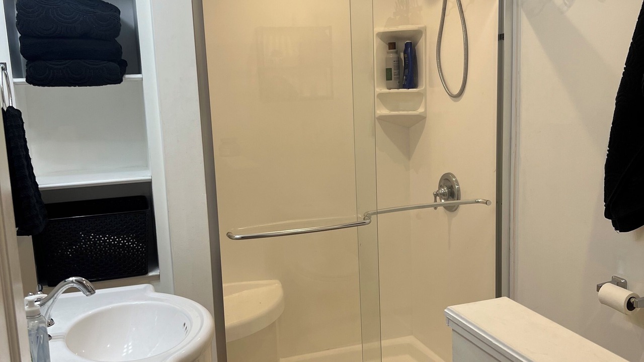 Photo of Bathroom in Flat Rock