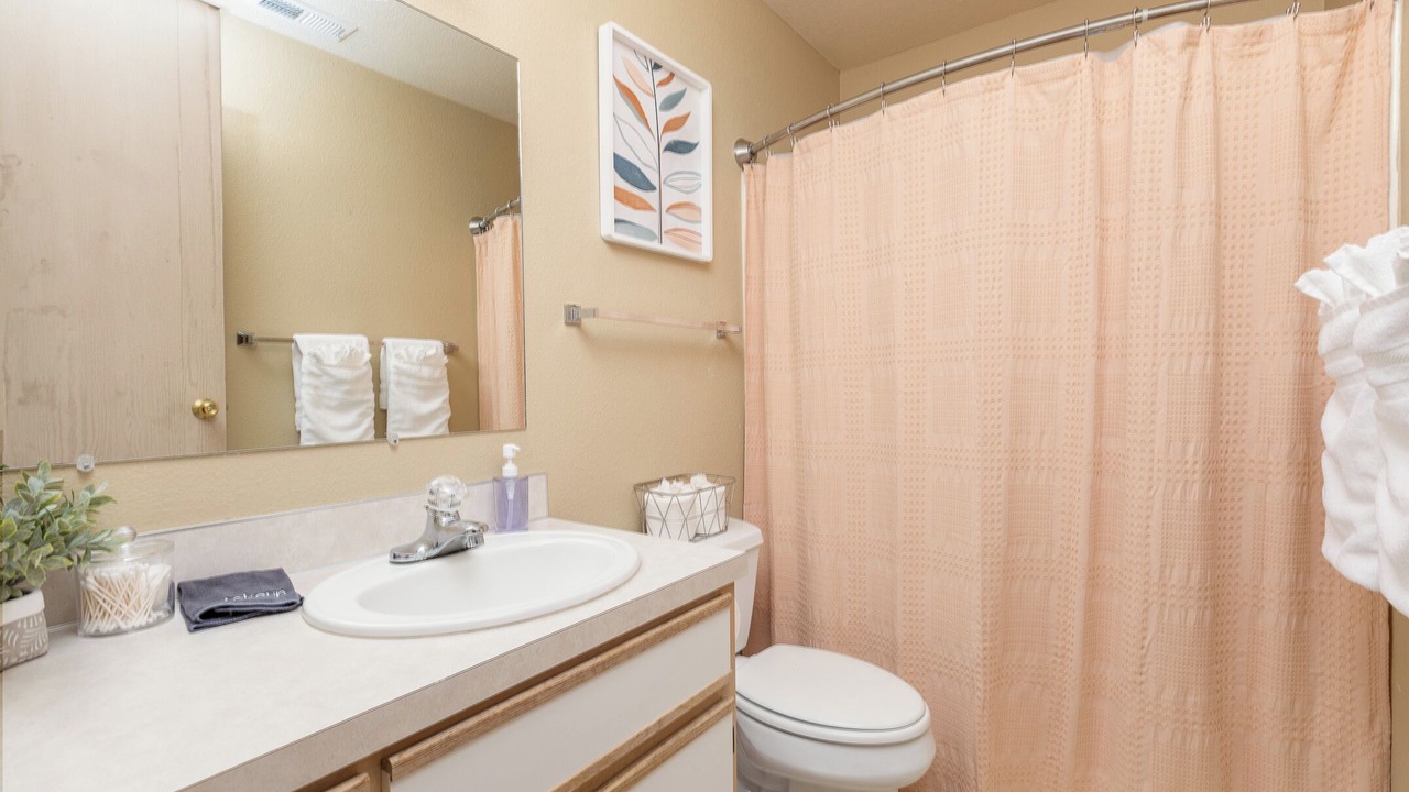 Photo of Bathroom in Veterans Park