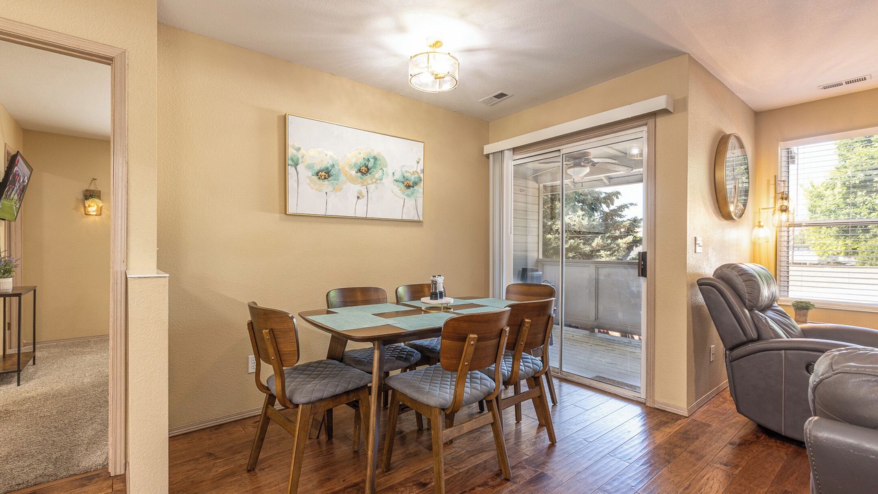 Photo of Patio Balcony in Veterans Park