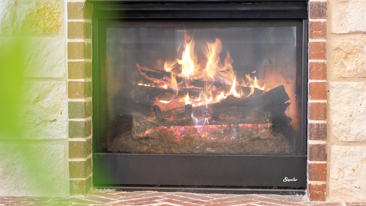 Photo of Livingroom in Aubrey