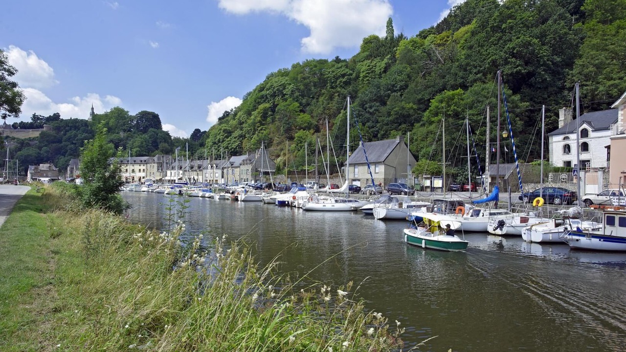 Photo of Others in Dinan