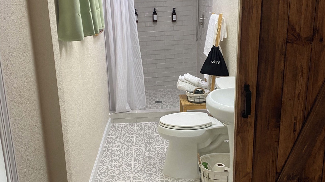 Photo of Bathroom in Mead