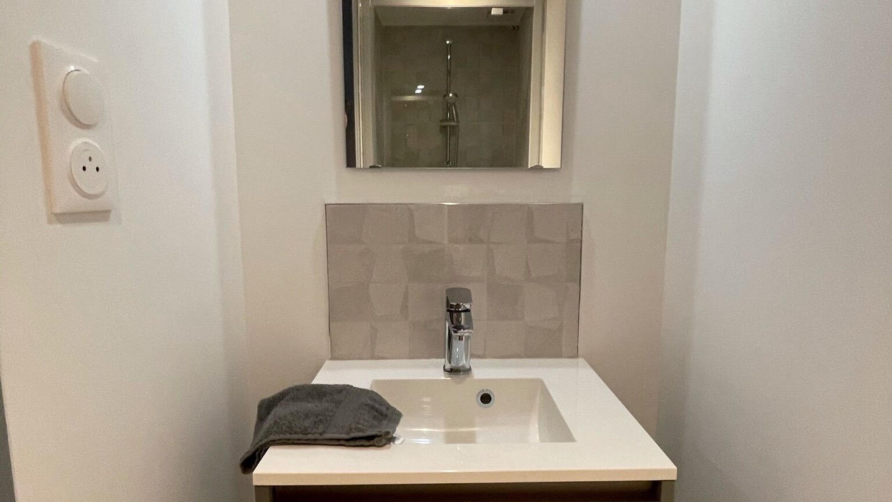 Photo of Bathroom in Onnaing