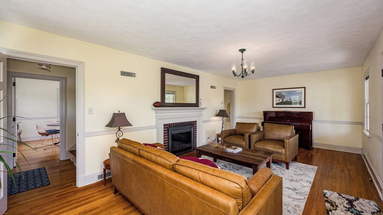 Photo of Livingroom in Harrisonburg