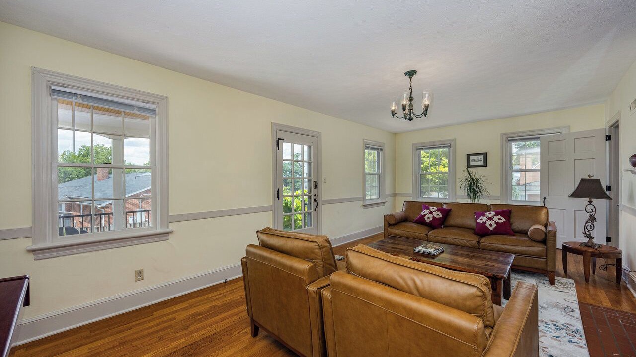 Photo of Livingroom in Harrisonburg