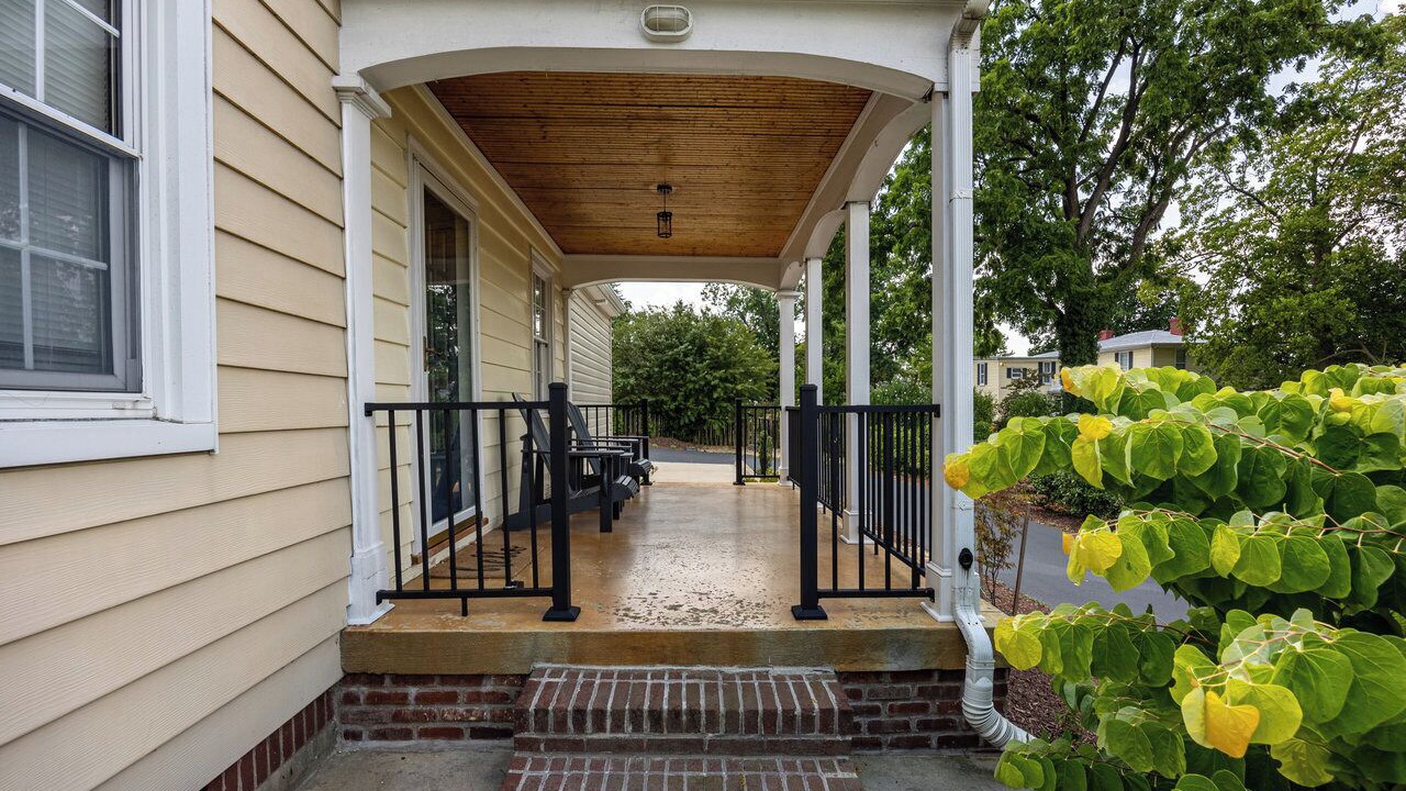 Photo of Patio Balcony in Harrisonburg