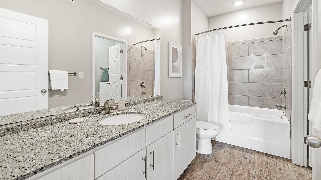 Photo of Bathroom in Land O' Lakes