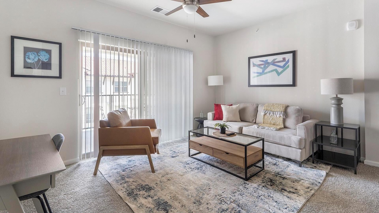 Photo of Livingroom in Pflugerville