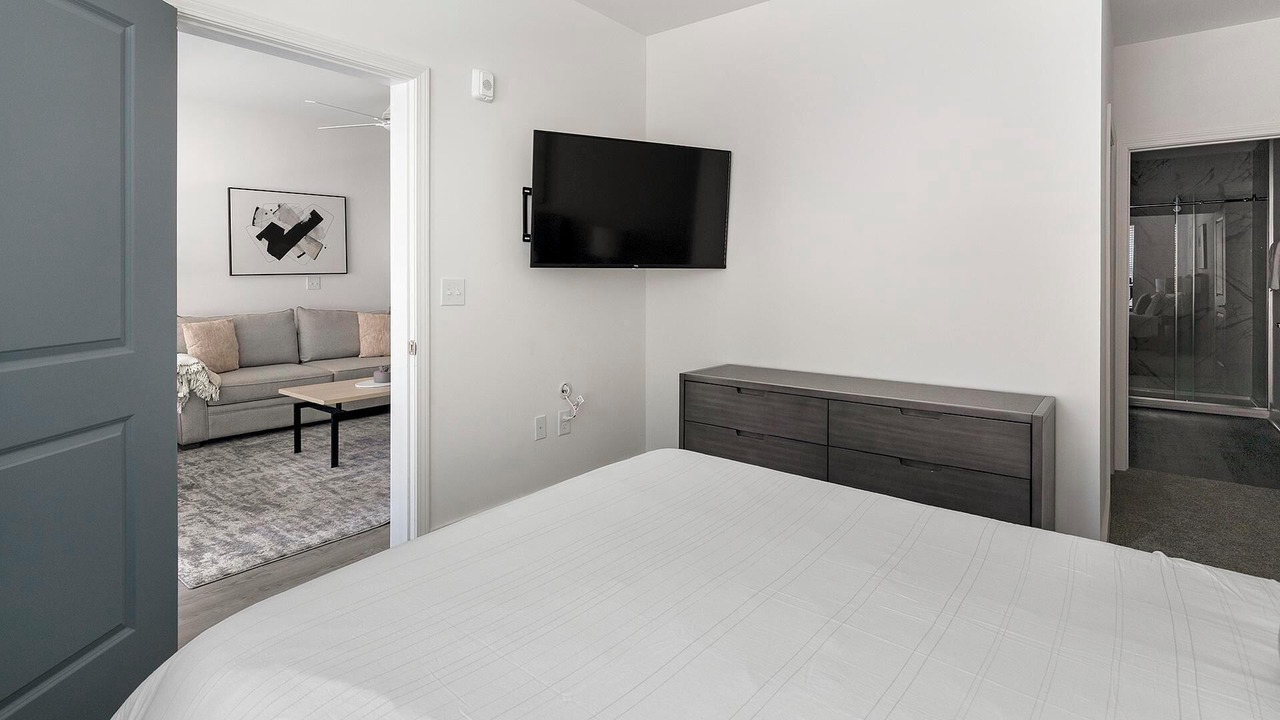 Photo of Bedroom in Crestline Heights