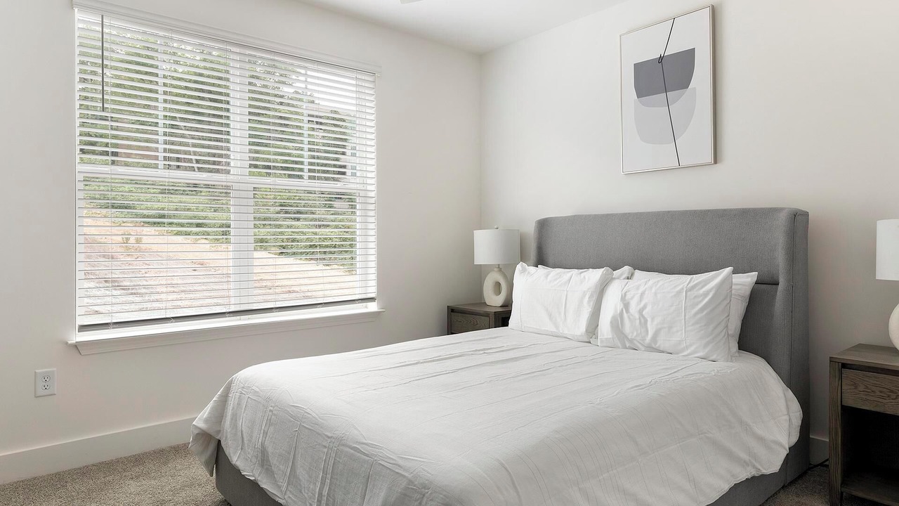 Photo of Bedroom in Crestline Heights