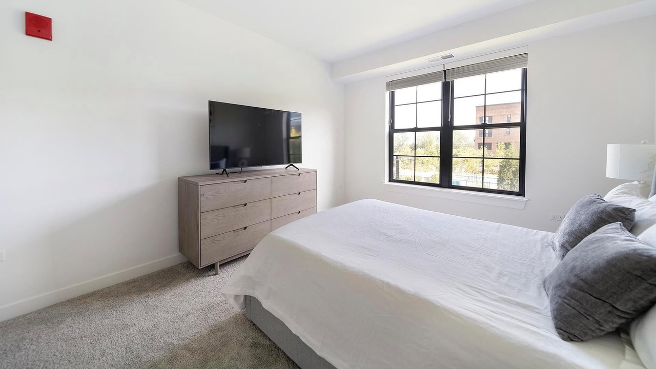 Photo of Bedroom in Schaumburg