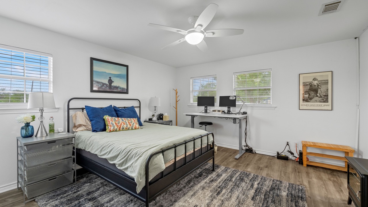 Photo of Bedroom in Morgan