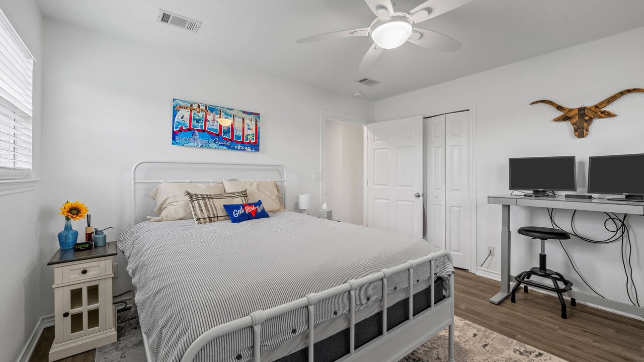 Photo of Bedroom in Morgan