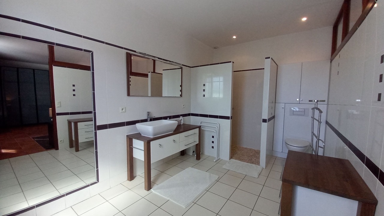 Photo of Bathroom in Montauban