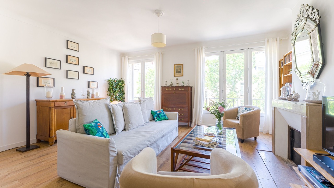 Photo of Livingroom in Graslin - Commerce
