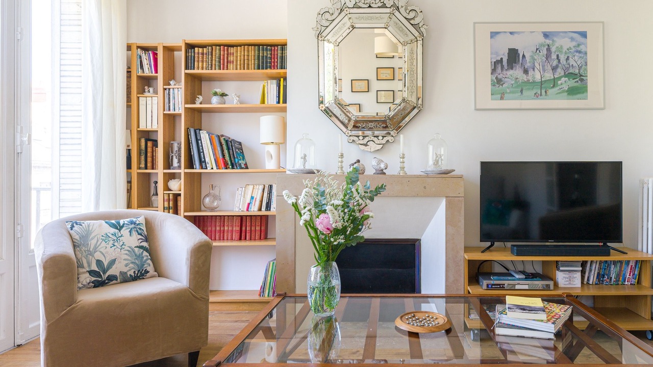 Photo of Livingroom in Graslin - Commerce