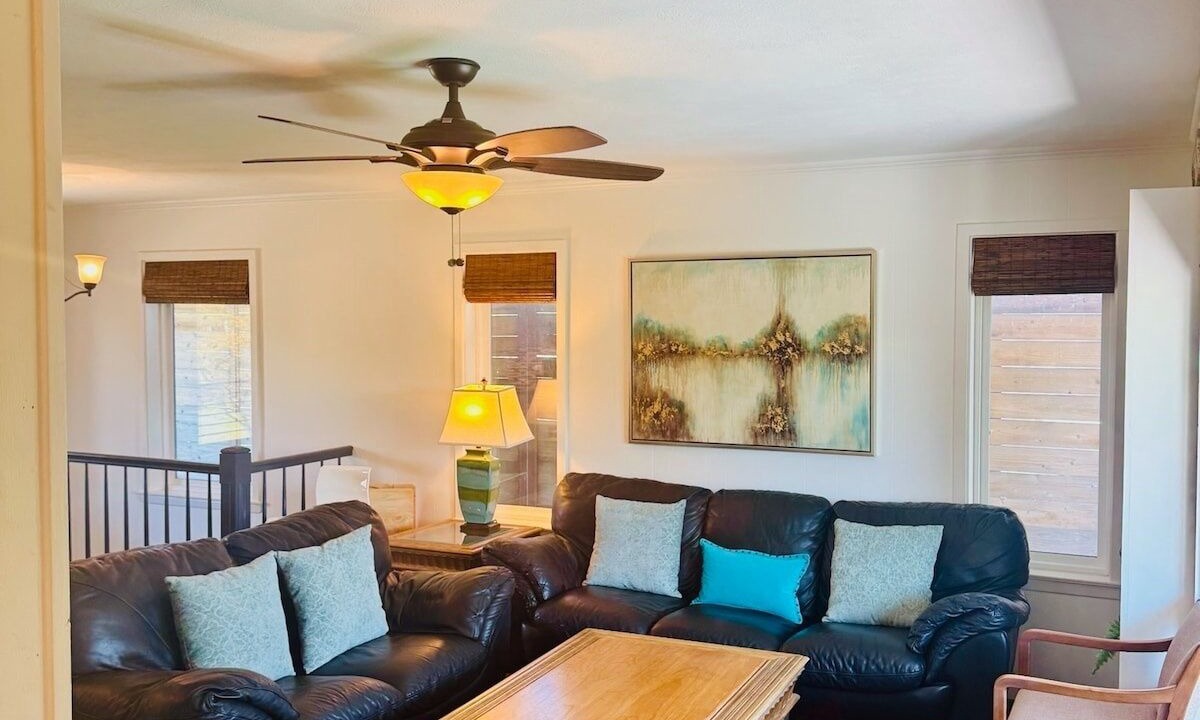 Photo of Livingroom in Pottsboro