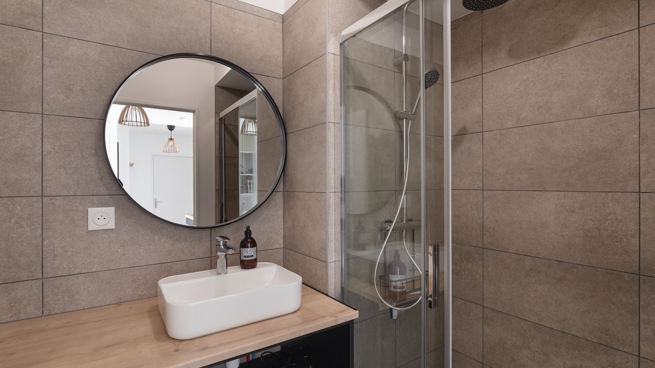 Photo of Bathroom in Thabor - Saint-Helier
