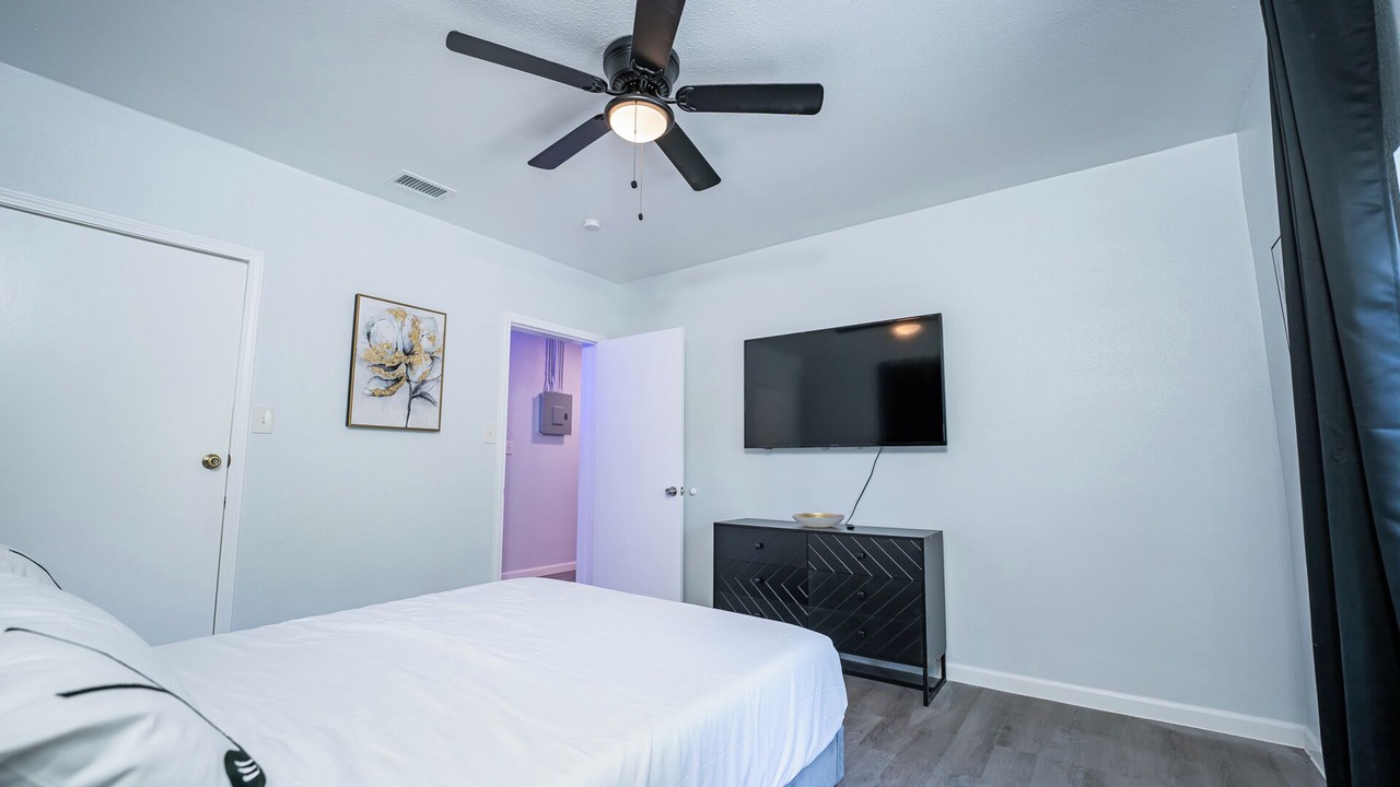 Photo of Bedroom in Southside