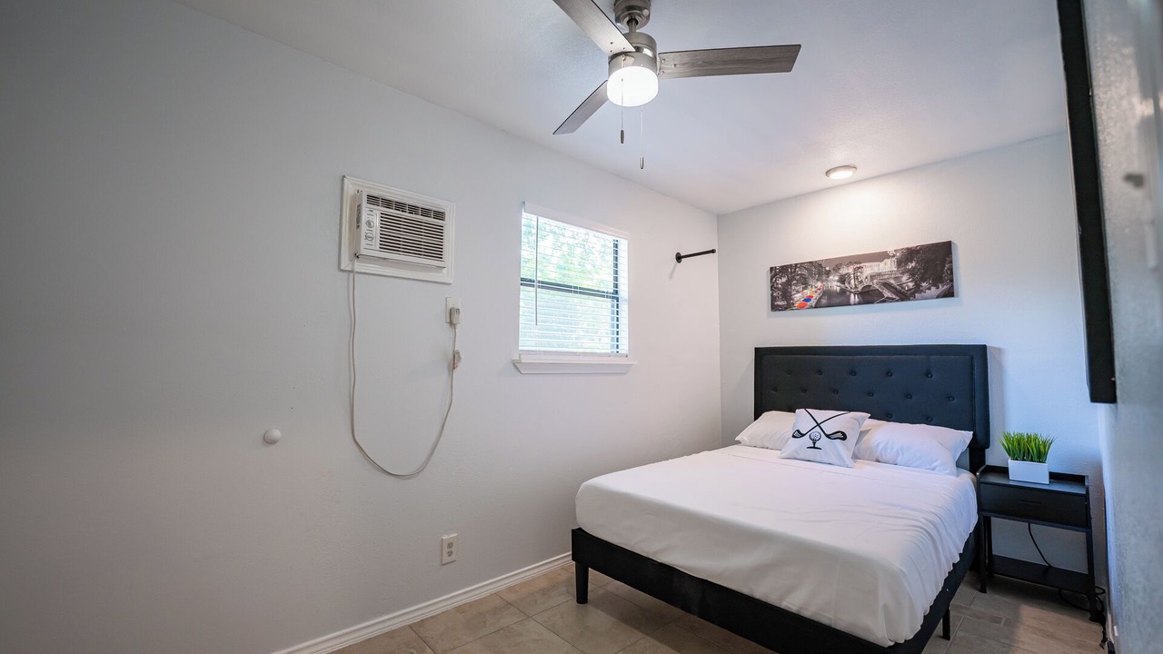 Photo of Bedroom in Southside