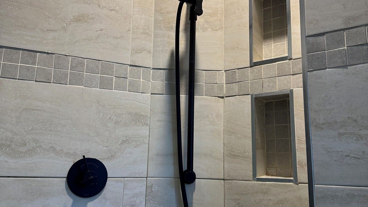 Photo of Bathroom in Ivry-sur-le-Lac