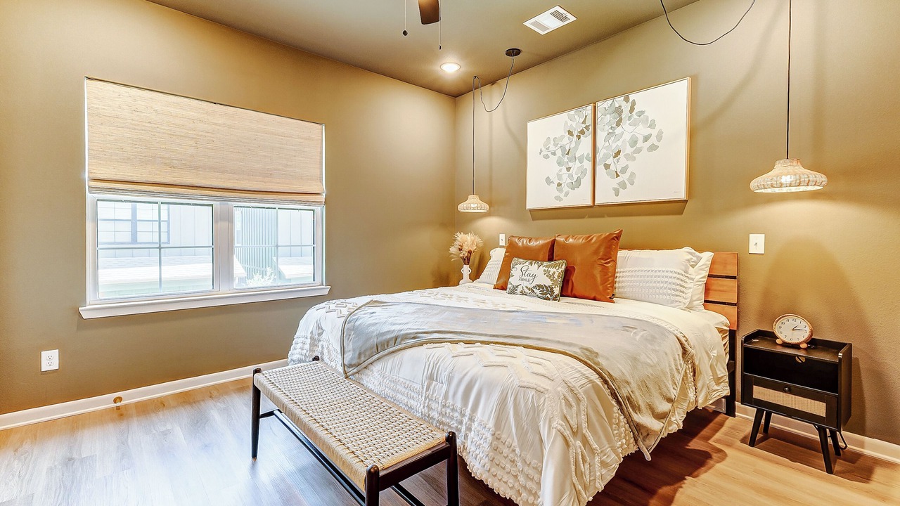 Photo of Bedroom in Downtown