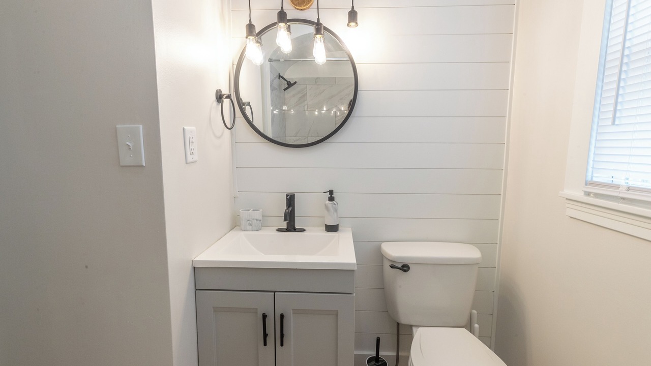 Photo of Bathroom in Grandville