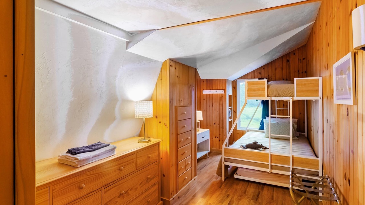 Photo of Bedroom in Onset