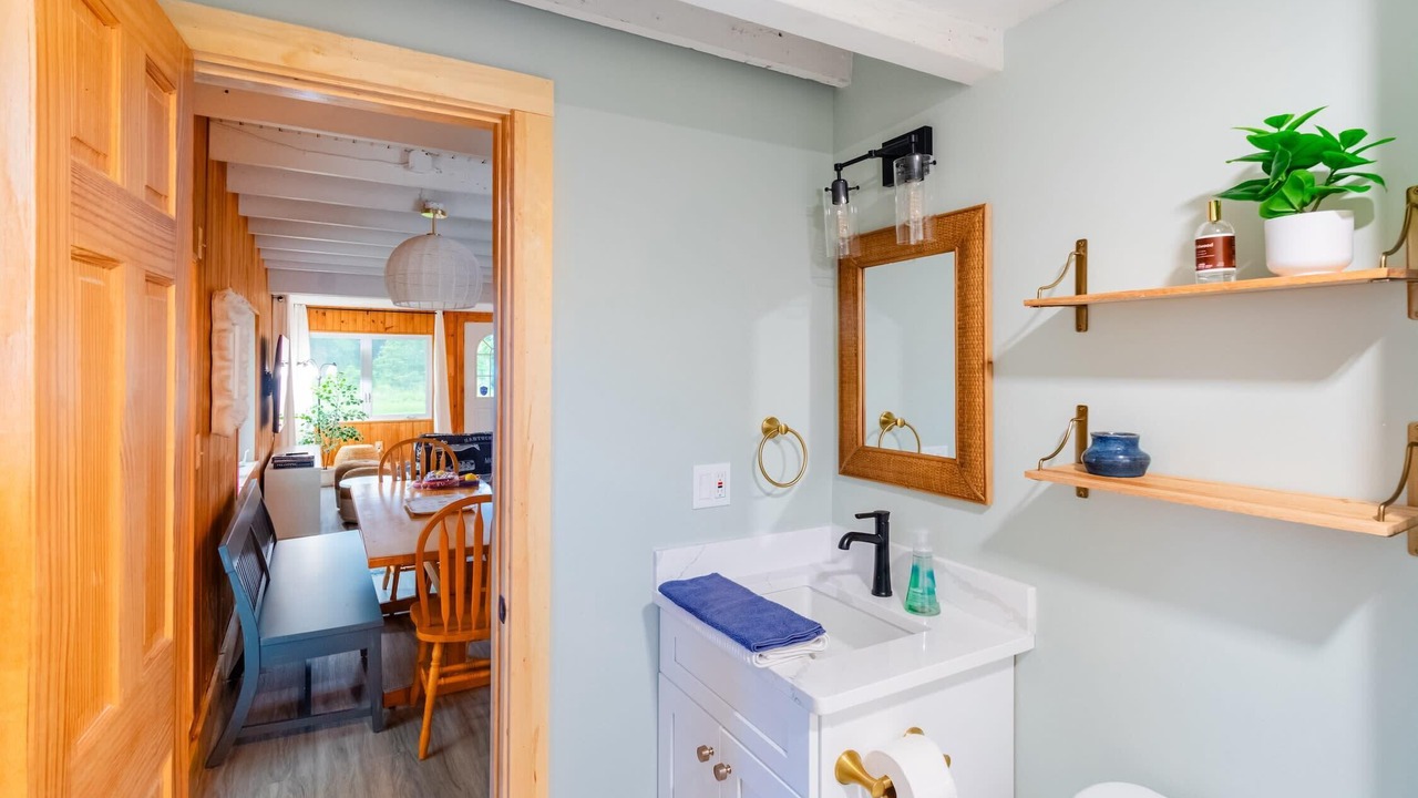 Photo of Kitchen in Onset