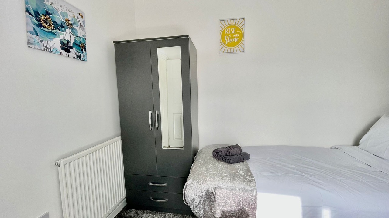 Photo of Bedroom in Merthyr Tydfil