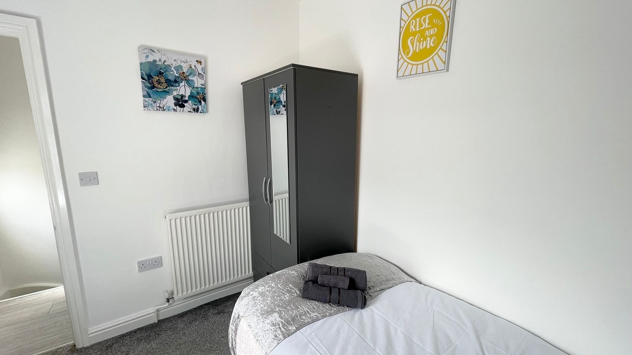 Photo of Bedroom in Merthyr Tydfil