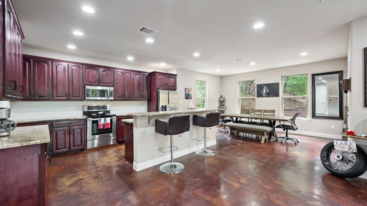 Photo of Kitchen in Apache Shores