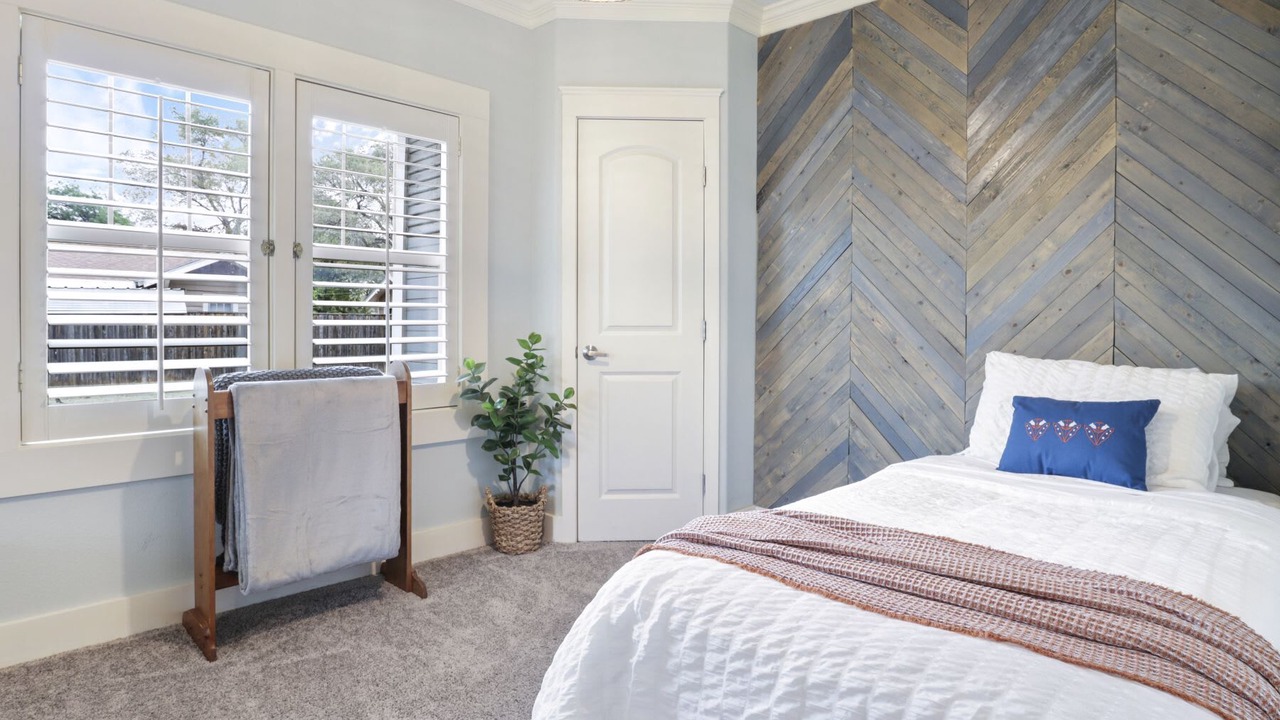 Photo of Bedroom in South Overton