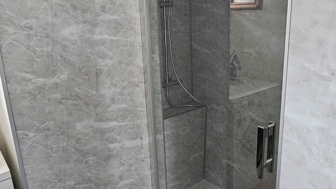 Photo of Bathroom in Villebernier