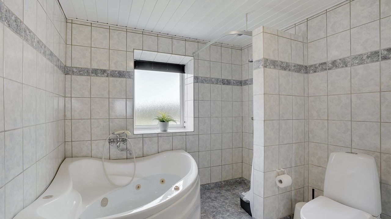 Photo of Bathroom in Redsted