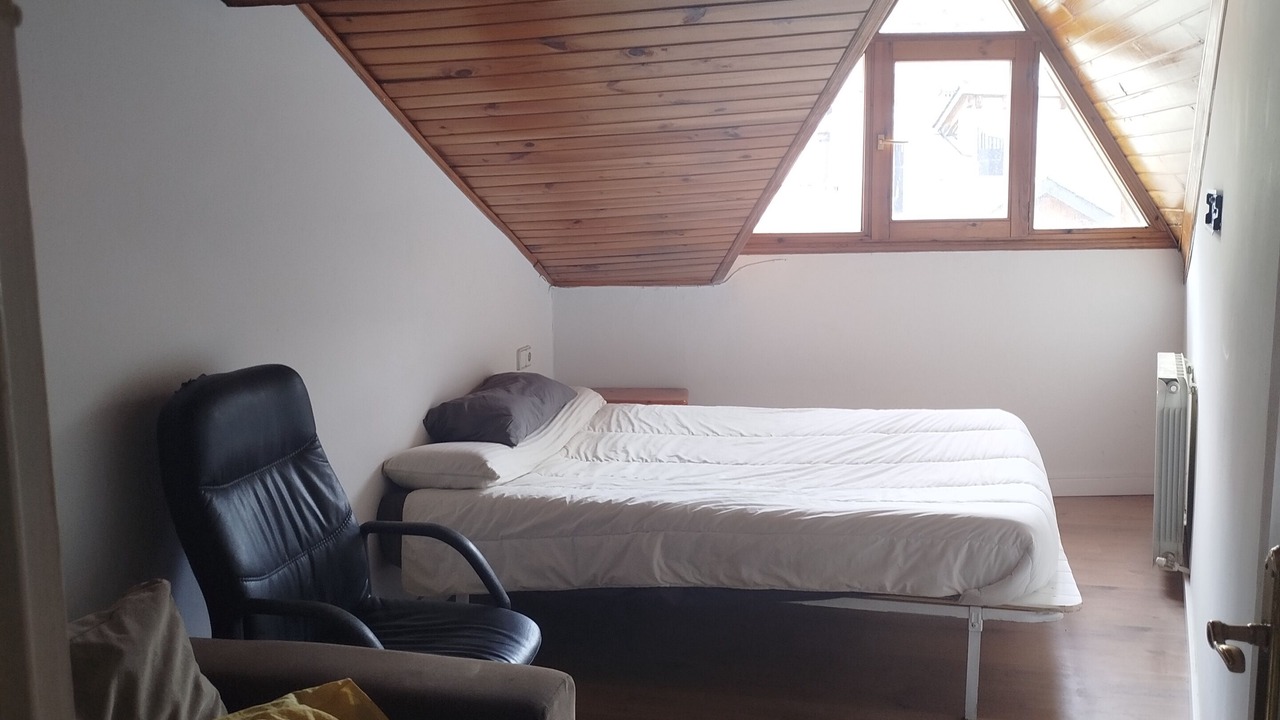 Photo of Bedroom in Sort