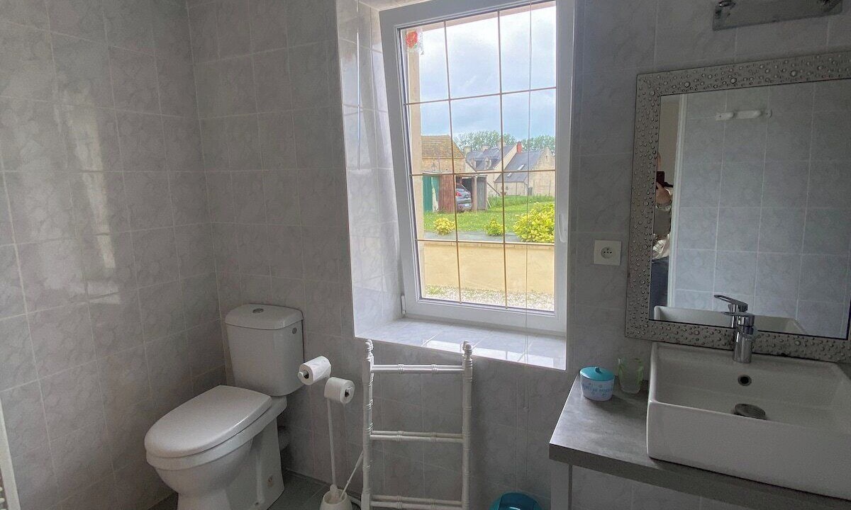 Photo of Bathroom in Banville