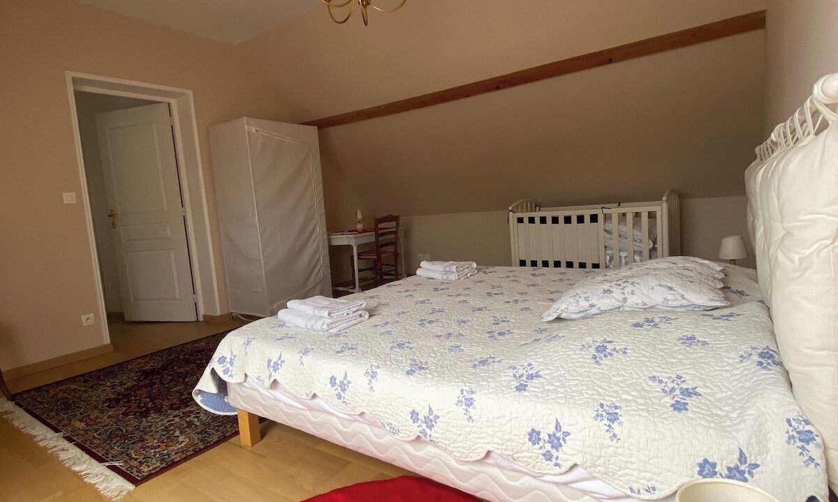 Photo of Bedroom in Banville