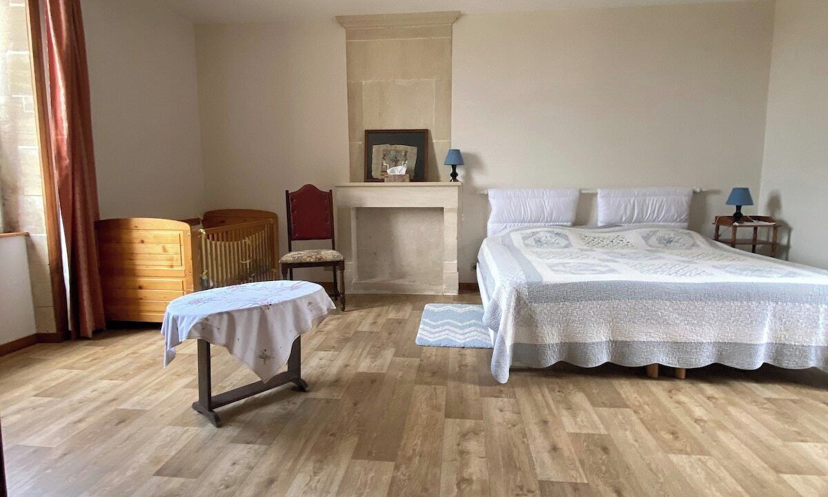 Photo of Bedroom in Banville