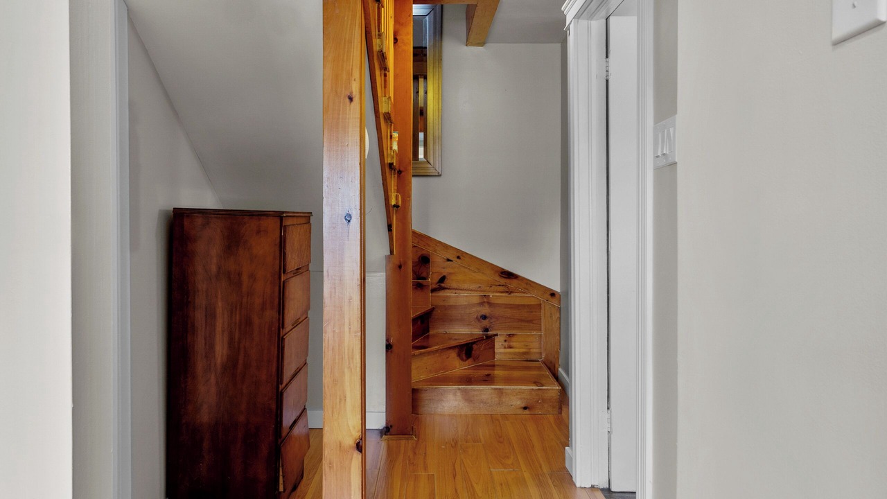 Photo of Others in Terra Nova