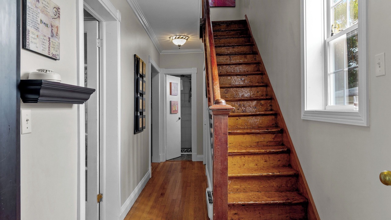 Photo of Others in Terra Nova