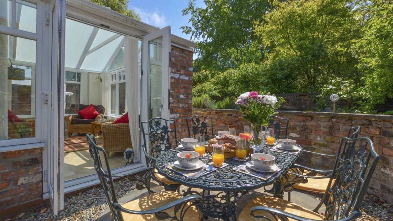 Photo of Others in Huggate