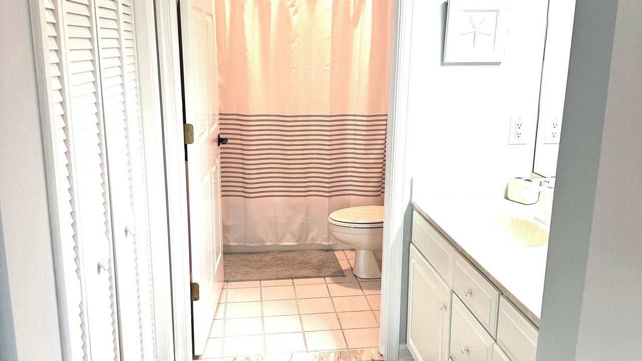 Photo of Bathroom in Heron Harbour Isle
